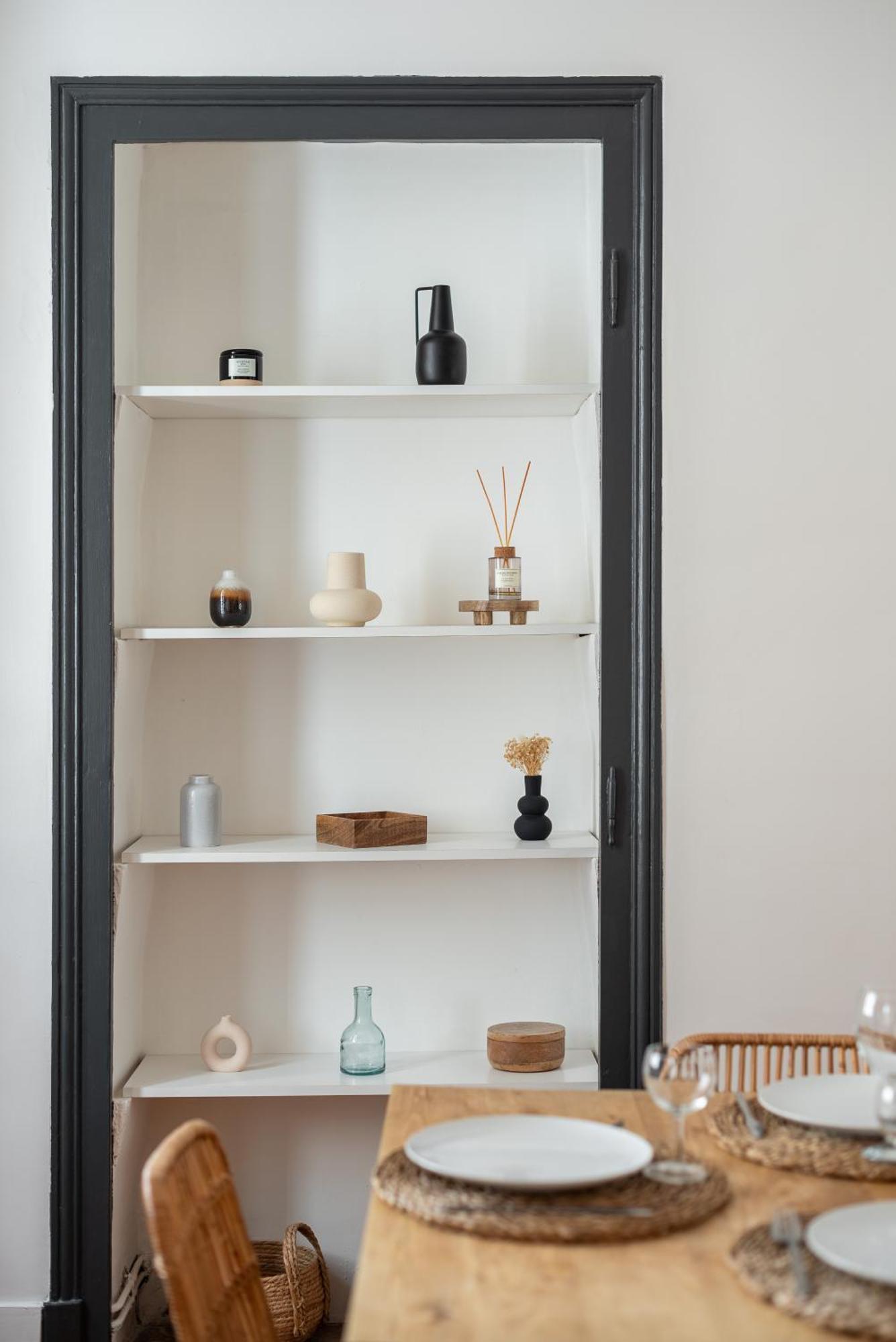 Appartement Spacieux Et Chaleureux Coeur De Ville Chambéry Eksteriør bilde